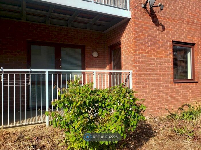 1 Bedroom Flat To Rent In Swanwick Lane, Broughton, Milton Keynes, MK10