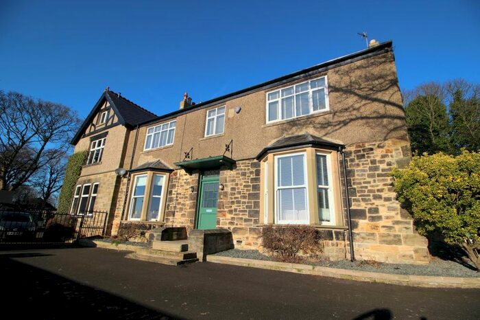 6 Bedroom Semi-Detached House To Rent In Sunnside East, Killingworth Village, Newcastle Upon Tyne NE12