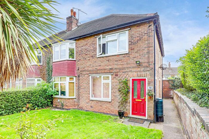 2 Bedroom Flat For Sale In Holly Avenue, Carlton, NG4