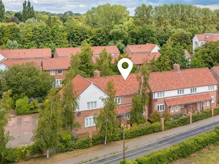 3 Bedroom Semi-Detached House For Sale In Pirnhow Street, Ditchingham, Bungay, NR35