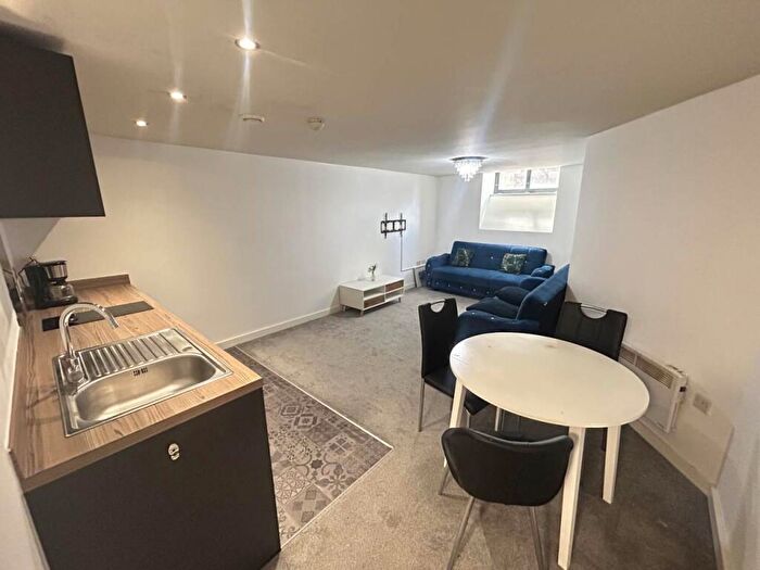1 Bedroom Flat To Rent In Conditioning House, Cape Street, West Yorkshire, BD1