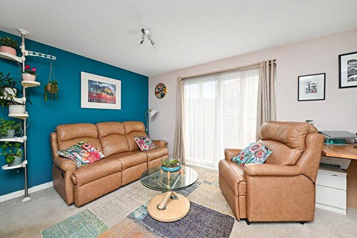2 Bedroom Flat For Sale In / Hesperus Broadway, Granton, Edinburgh, EH5
