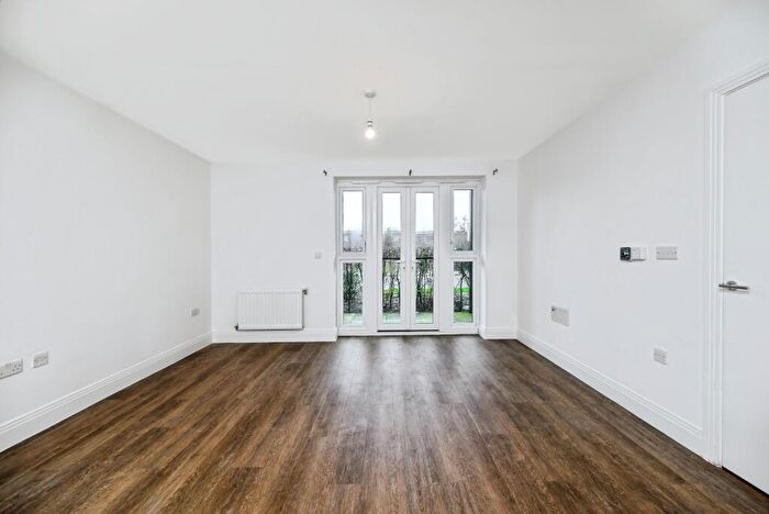 1 Bedroom Apartment To Rent In The Grainger Collection At Berewood Waterlooville, PO7