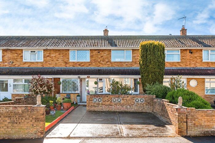 2 Bedroom Terraced House For Sale In Pewsham Road, Swindon, SN2