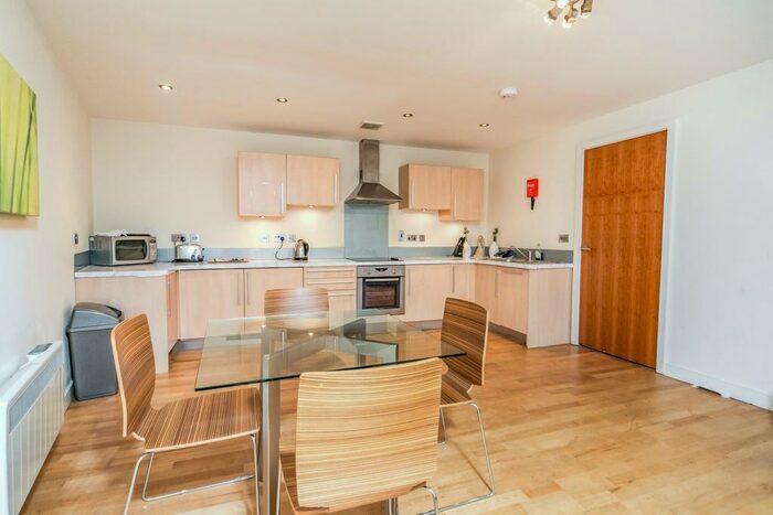 2 Bedroom Apartment To Rent In Clipper House, RG1