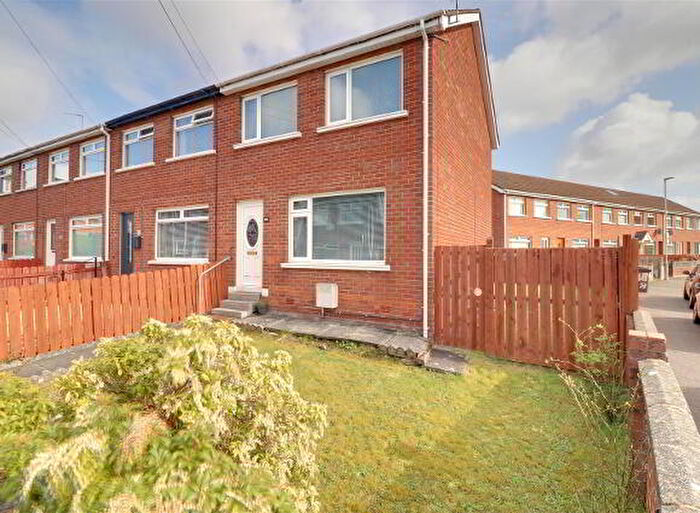 3 Bedroom End Of Terrace House For Sale In Orangefield Green, Belfast, BT5