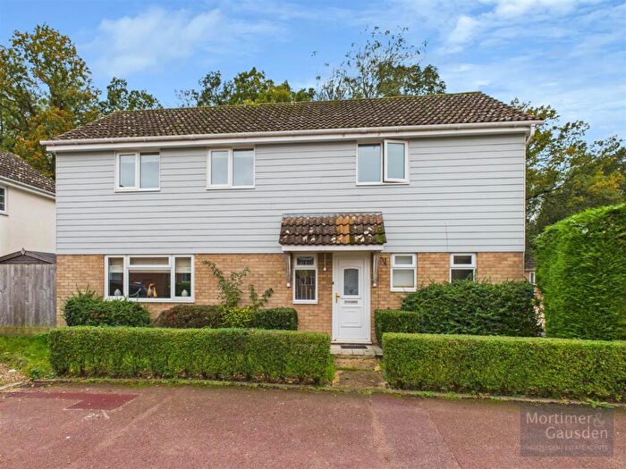 5 Bedroom Detached House For Sale In Raedwald Drive, Bury St. Edmunds, IP32