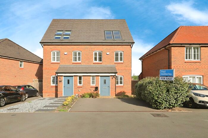 3 Bedroom Semi-detached House For Sale In Ambergate Road, Bilston, WV14