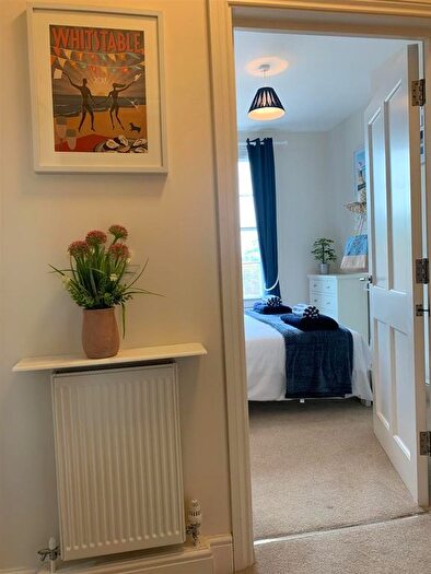 1 Bedroom Flat To Rent In Knots Yard, Whitstable, CT5