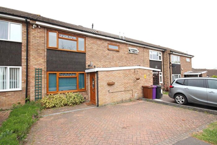 3 Bedroom Terraced House For Sale In Maddles, Letchworth Garden City, SG6