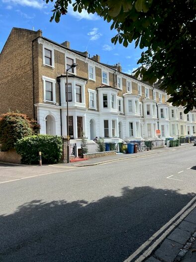 1 Bedroom Flat To Rent In Dagmar Road, London, SE5