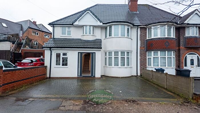 6 Bedroom Semi Detached House For Sale In Shirley Road, Hall Green, Birmingham, West Midlands, B28