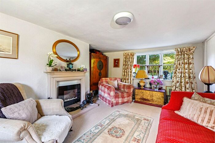 3 Bedroom Country House For Sale In Green Lane, Ashmore, Salisbury, SP5