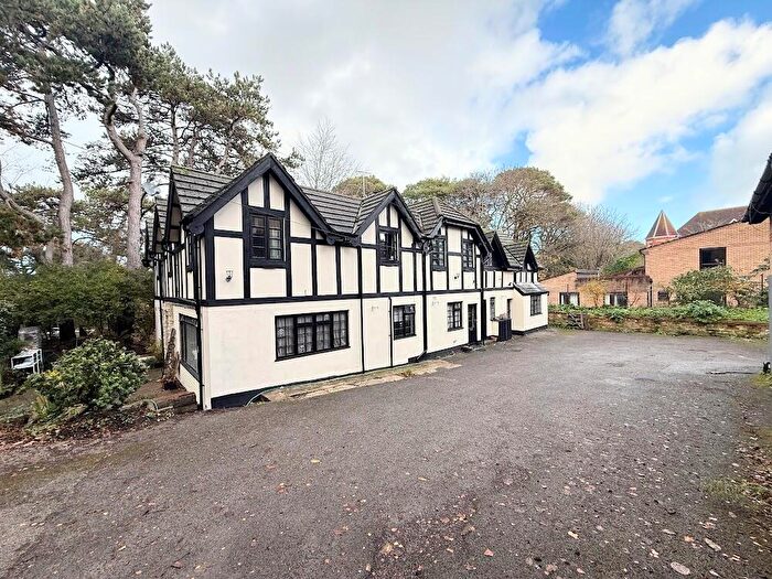 3 Bedroom Maisonette To Rent In Knyveton Road, Bournemouth, BH1