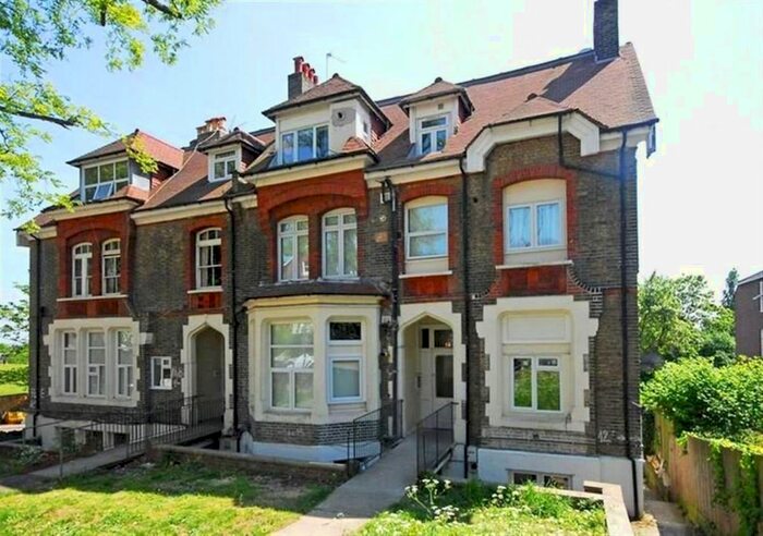 3 Bedroom Flat To Rent In Mount View Road, Finsbury Park, London, N4