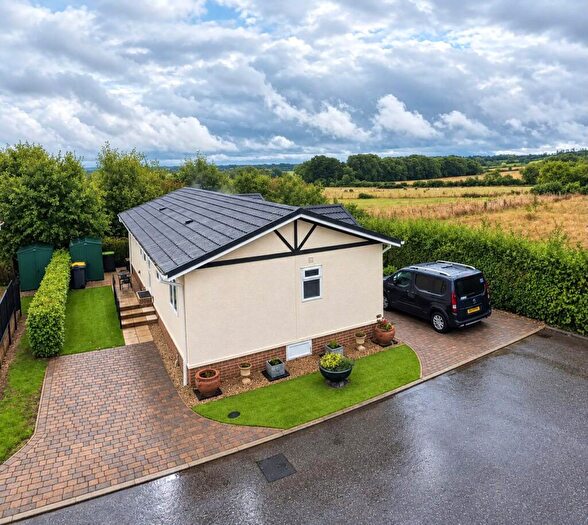 2 Bedroom Detached House For Sale In Radwell Court, Felmersham Road, Bedford, Bedfordshire, MK43