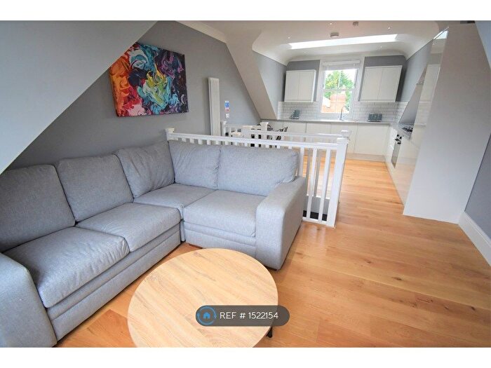 2 Bedroom Flat To Rent In Addington Road, Reading, RG1