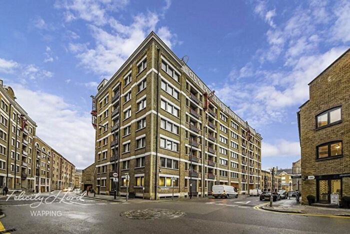 1 Bedroom Apartment To Rent In Wapping Lane, London, E1W