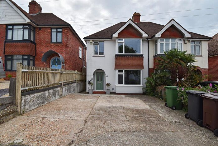 3 Bedroom Semi-Detached House For Sale In Old London Road, Hastings, TN35