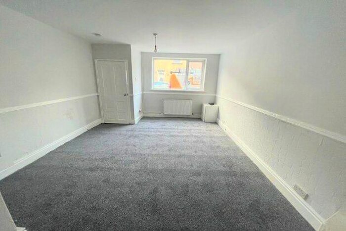 2 Bedroom Property To Rent In Dickinson Street, Darlington, DL1