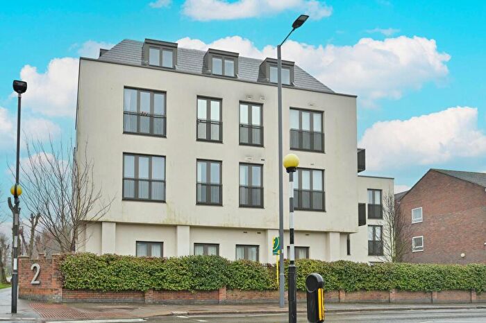 1 Bedroom Flat To Rent In Roxborough Avenue, Harrow, HA1