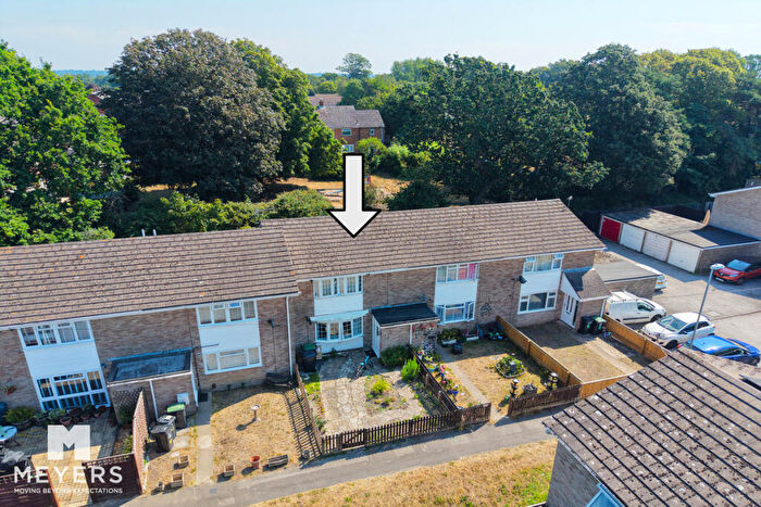 3 Bedroom Terraced House To Rent In Farwell Close, Christchurch, BH23