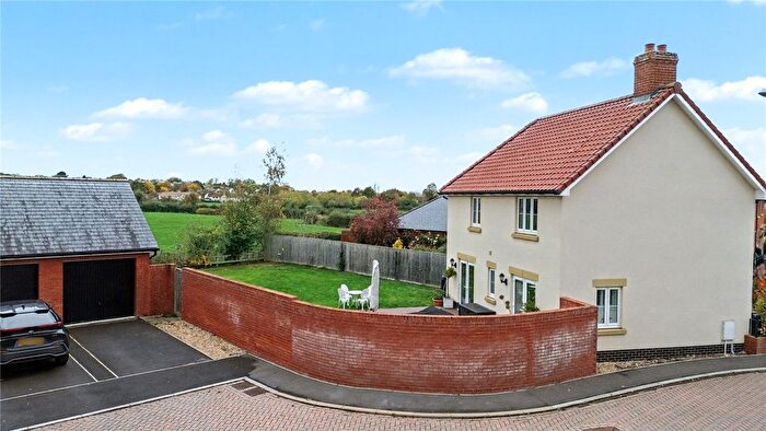 3 Bedroom Semi-detached House For Sale In Loscombe Meadow, North Curry, Taunton, Somerset, TA3
