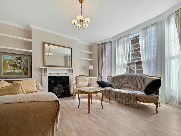 2 Bedroom Flat To Rent In Chiltern Street, London, W1U