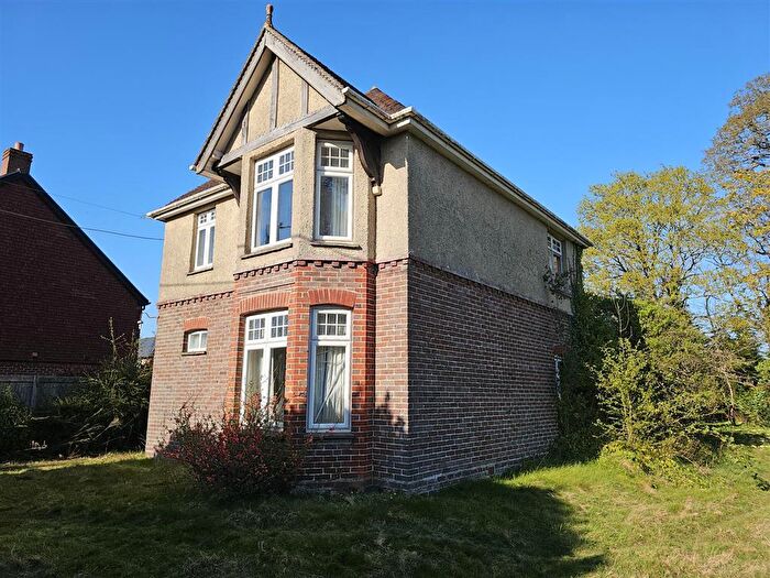 3 Bedroom Detached House For Sale In Main Road, Colden Common, Winchester, SO21