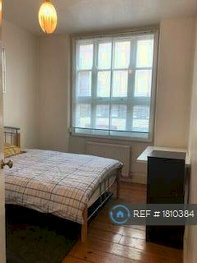 2 Bedroom Flat To Rent In Clerkenwell Rd, London, EC1R