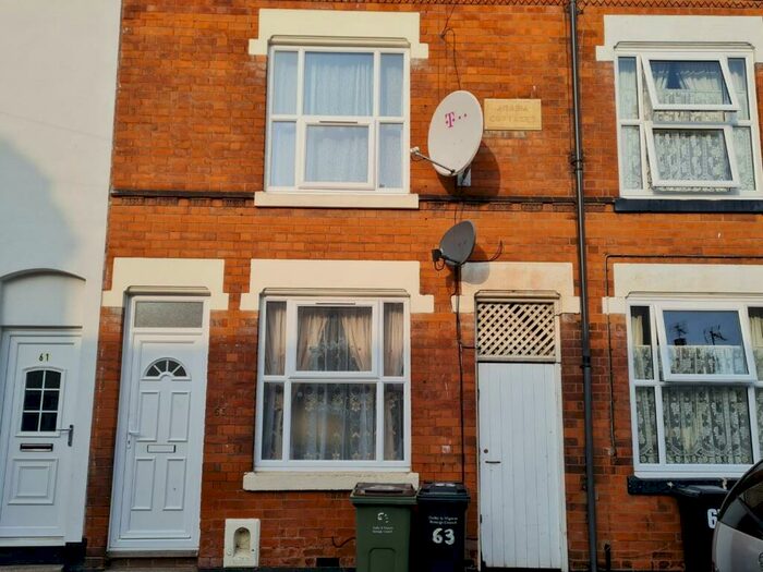 2 Bedroom House To Rent In Glengate, Wigston, LE18