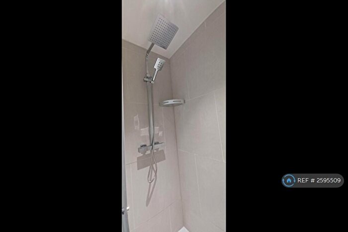 1 Bedroom Flat To Rent In Princes Street, Stafford, ST16