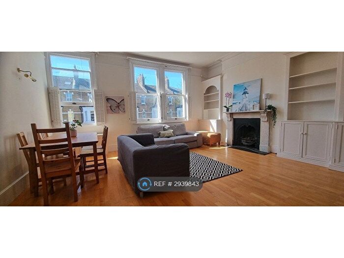 4 Bedroom Maisonette To Rent In Geraldine Road, London, SW18