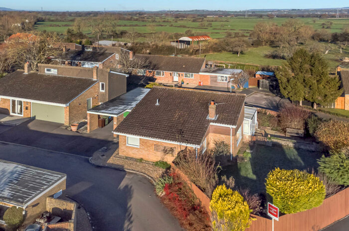 3 Bedroom Detached Bungalow For Sale In Kirlegate, Meare, BA6