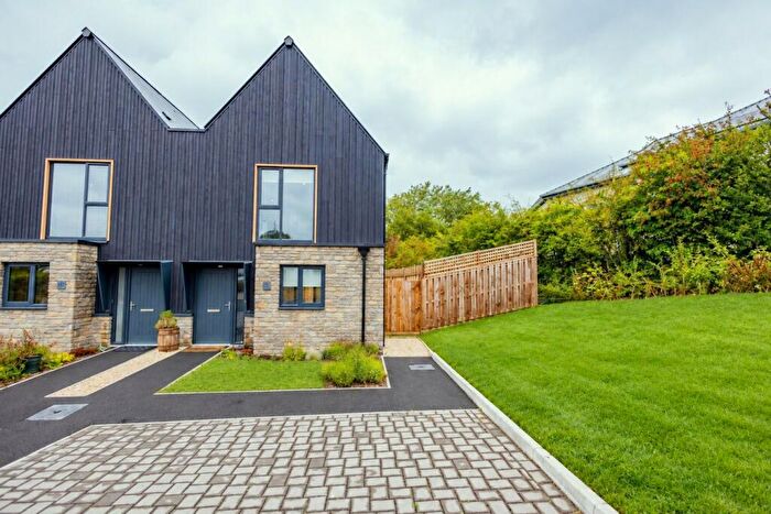 2 Bedroom Semi-Detached House For Sale In Ffordd Newydd, Aberporth, SA43