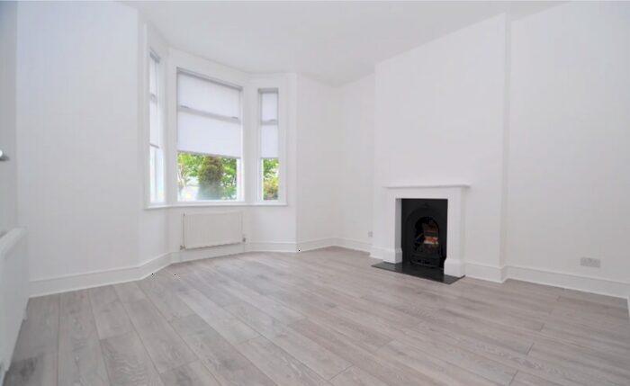 4 Bedroom Terraced House To Rent In Vincent Road, Croydon, Surrey, CR0