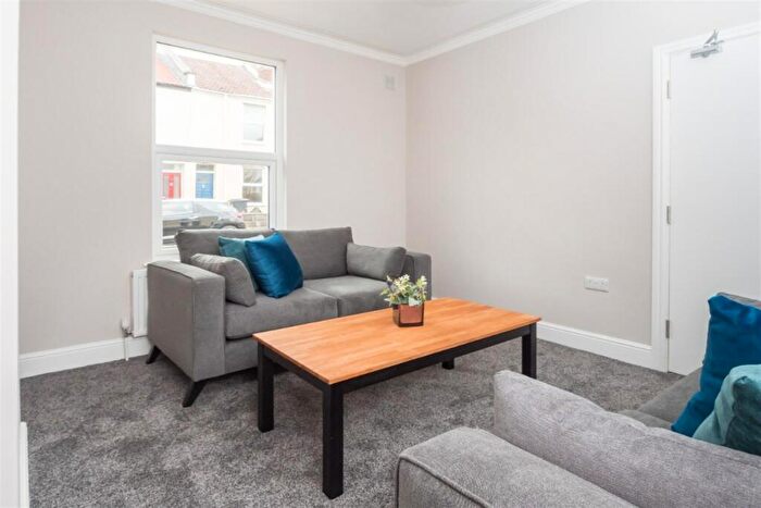 1 Bedroom House To Rent In Beaufort Street - Bed Share, Bedminster, South West, BS3