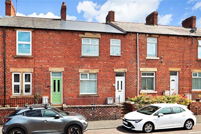 3 Bedroom Terraced House For Sale In Fell View, Crawcrook, Ryton, Tyne And Wear, NE40