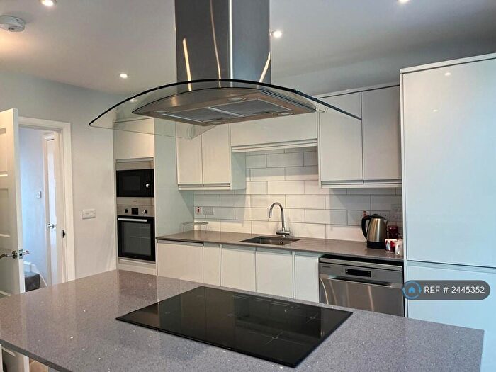 3 Bedroom Terraced House To Rent In Aperdele Road, Leatherhead, KT22