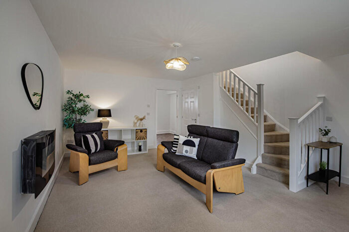 3 Bedroom Semi-Detached House For Sale In Abbey Close, Blackpool, FY4