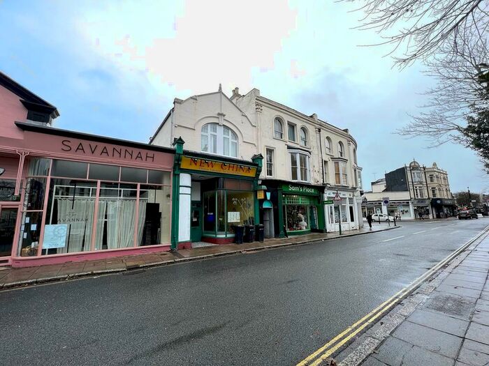 3 Bedroom Apartment To Rent In Grove Road South, Southsea, PO5