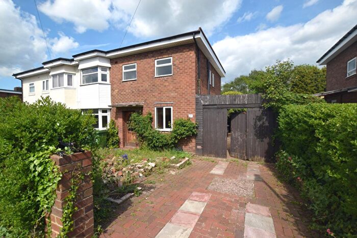 3 Bedroom End Terrace House For Sale In Turreff Avenue, Donnington, Telford, TF2
