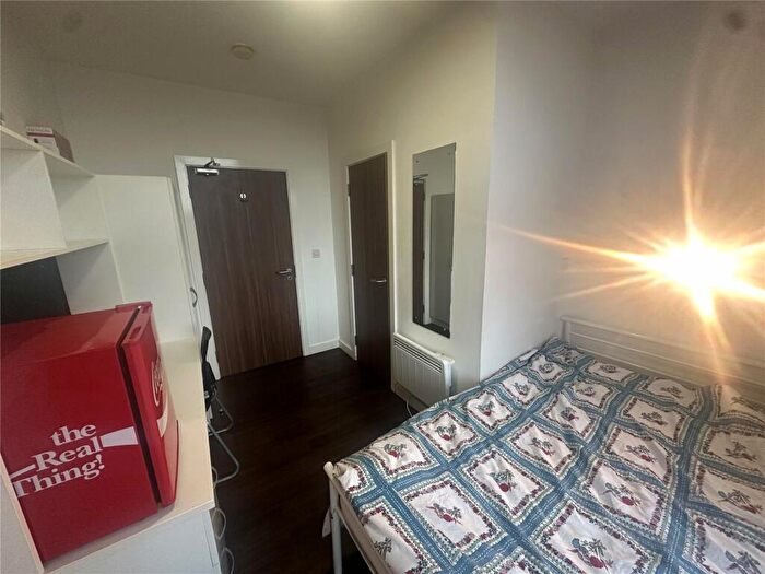 1 Bedroom Flat For Sale In Great Homer Street, Liverpool, Merseyside, L5