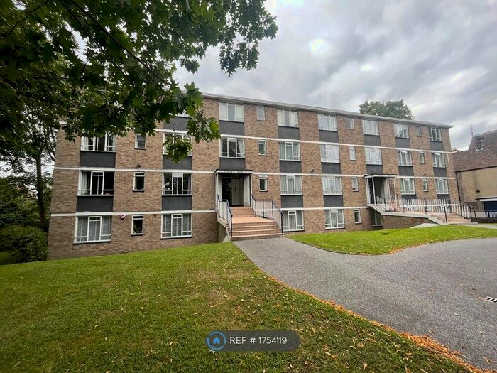 2 Bedroom Flat To Rent In Sedley Court, London, SE26