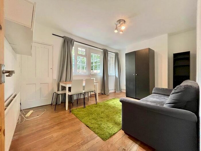 2 Bedroom Flat To Rent In Lant Street, London, SE1