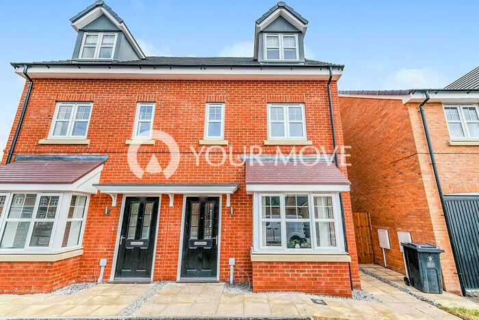 3 Bedroom Semi-Detached House To Rent In Vines Cross Way, Skelmersdale, WN8