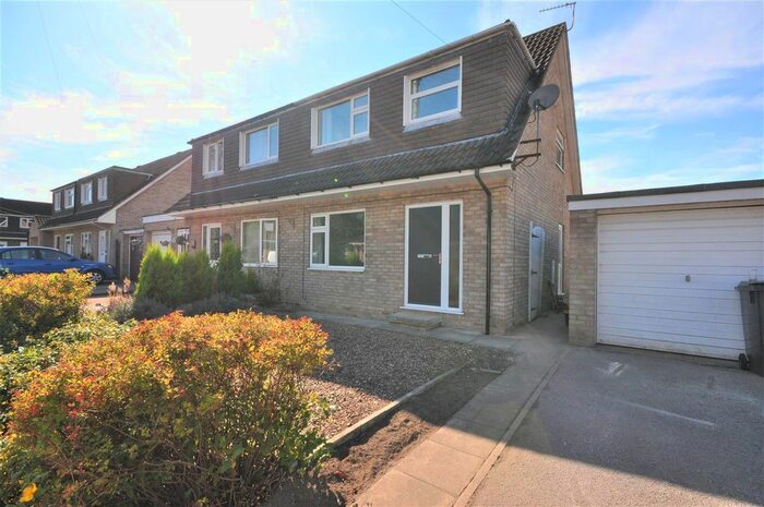 3 Bedroom Semi-Detached House To Rent In Whin Close, Strensall, YO32