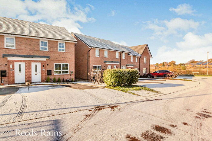 3 Bedroom Semi-Detached House For Sale In Pine Way, Somerford, Congleton, Cheshire, CW12