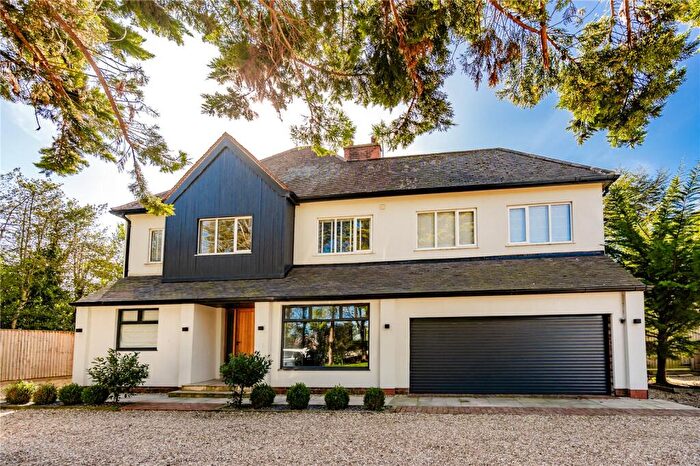 4 Bedroom Detached House For Sale In Humberston Avenue, Humberston, Grimsby, Lincolnshire, DN36