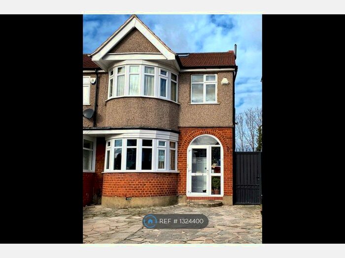 4 Bedroom End Of Terrace House To Rent In Torbay Road, Harrow HA2